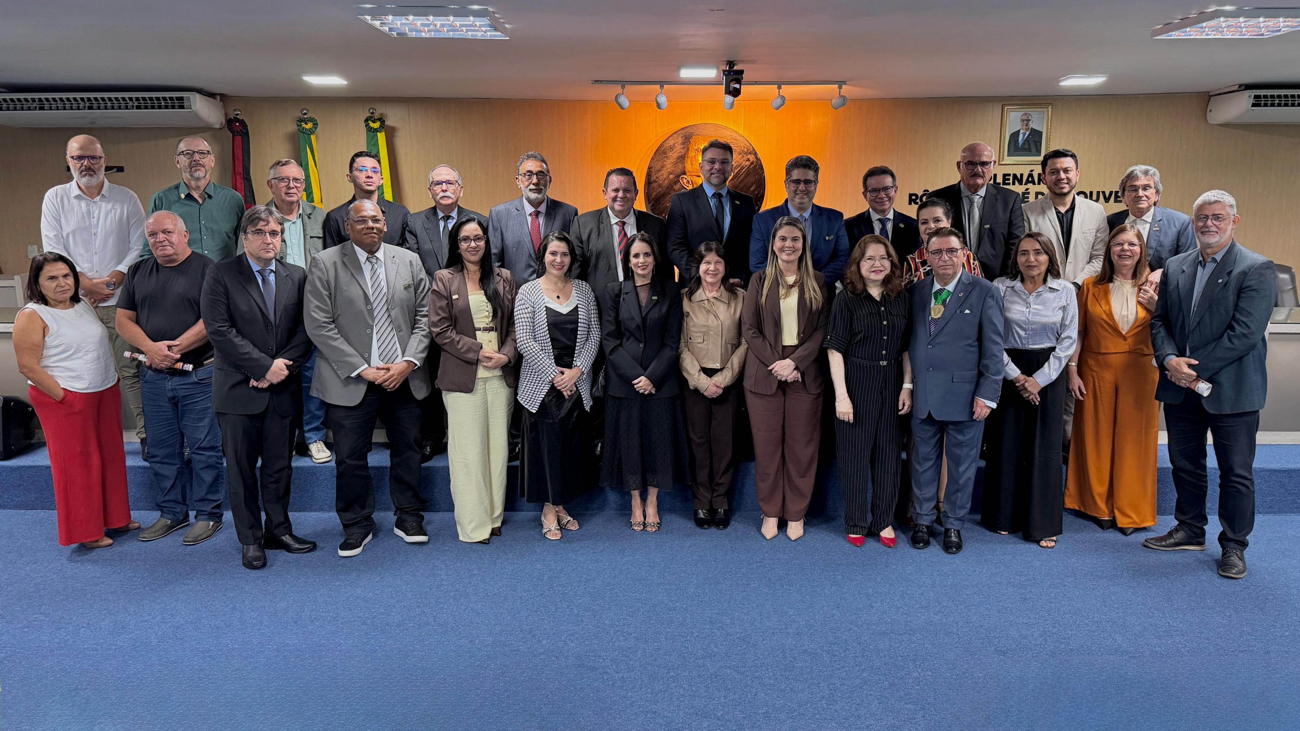 Câmara Municipal de Campina Grande realiza sessão especial em homenagem aos 67 anos do CRM-PB