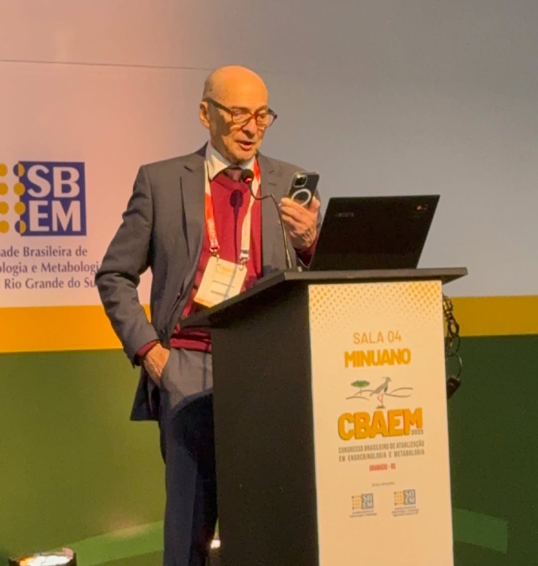 Segundo Secretário do CRM-PB é homenageado no Congresso Brasileiro de Endocrinologia e Metabologia